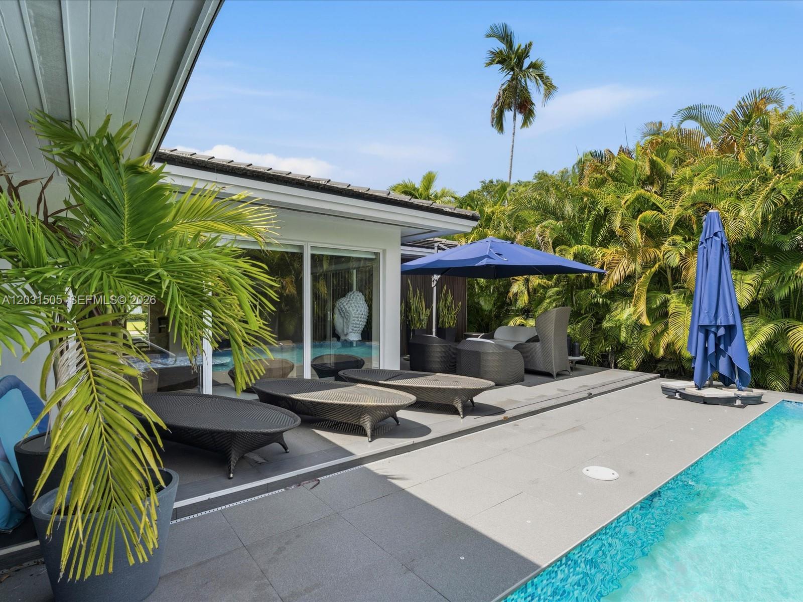 EARLETON SHORES - Residential