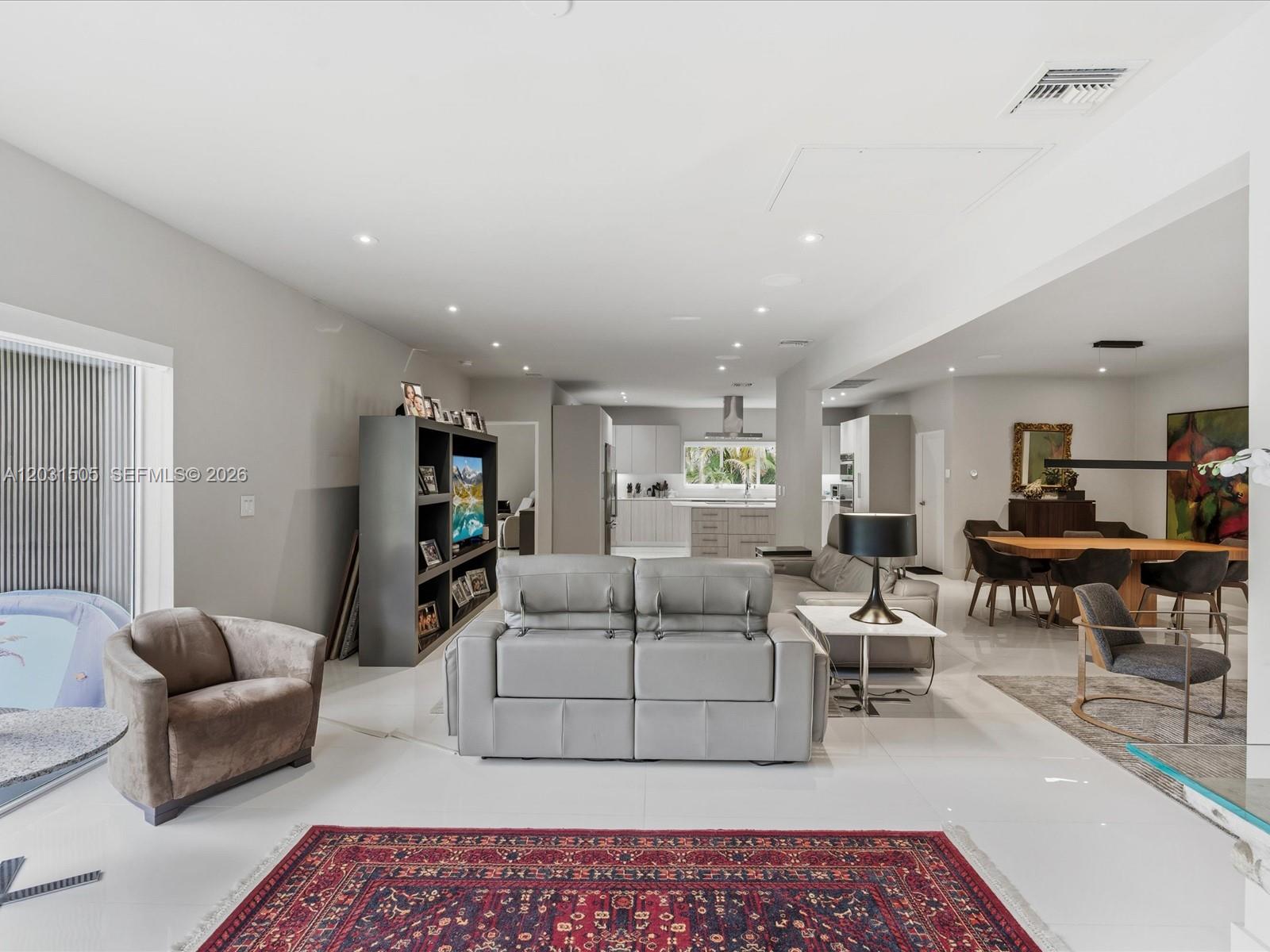 EARLETON SHORES - Residential