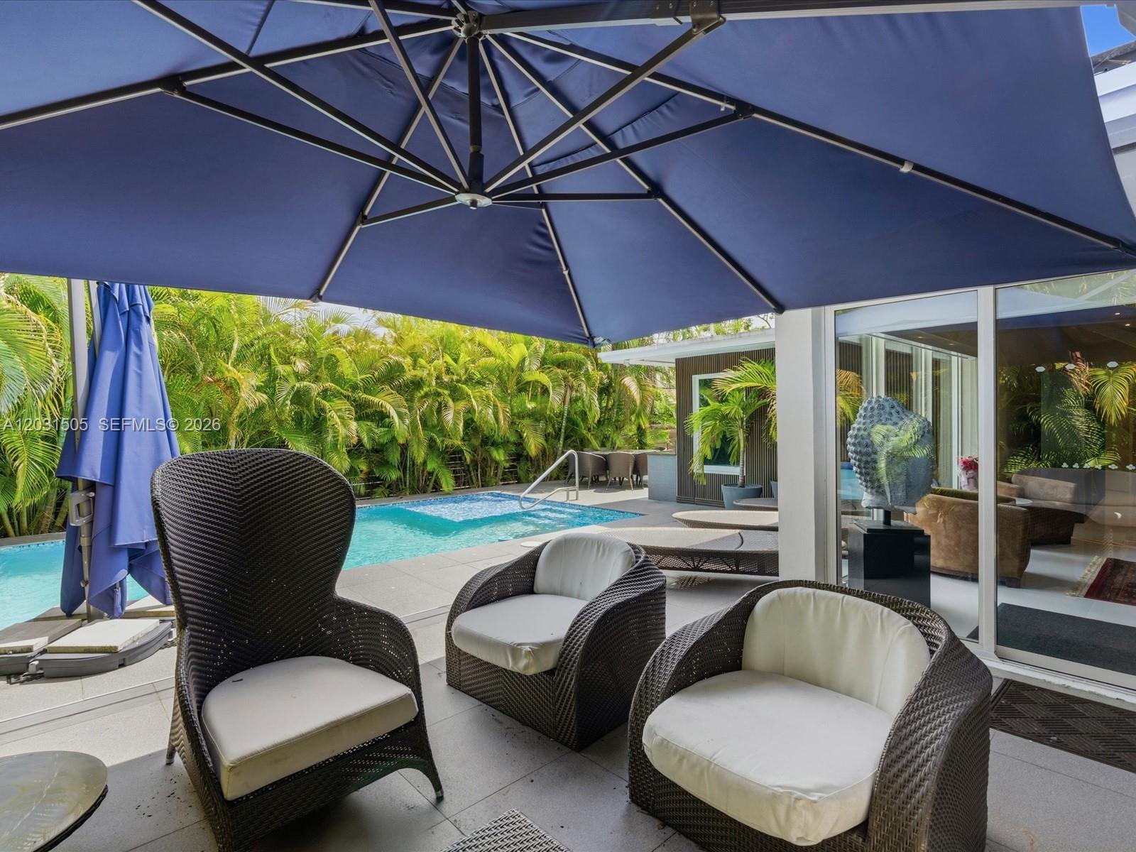 EARLETON SHORES - Residential