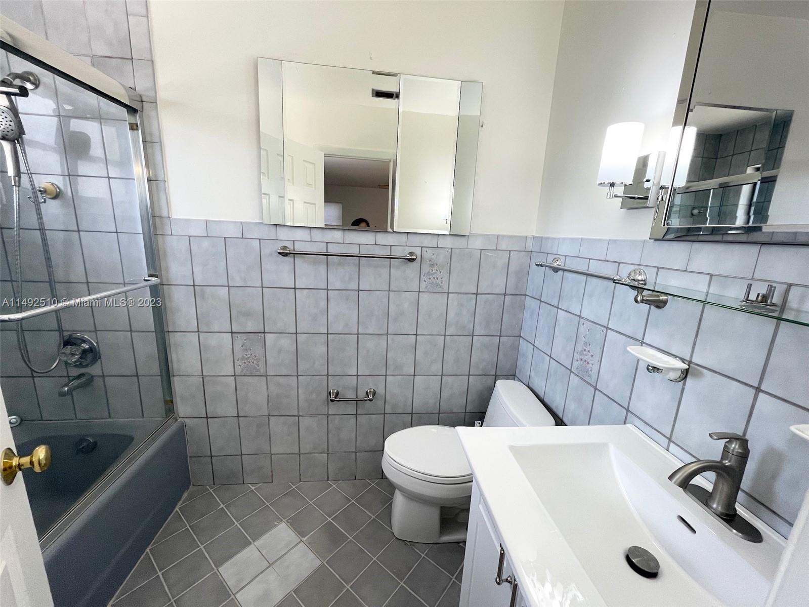 NORTH POMPANO BEACH SEC - Residential