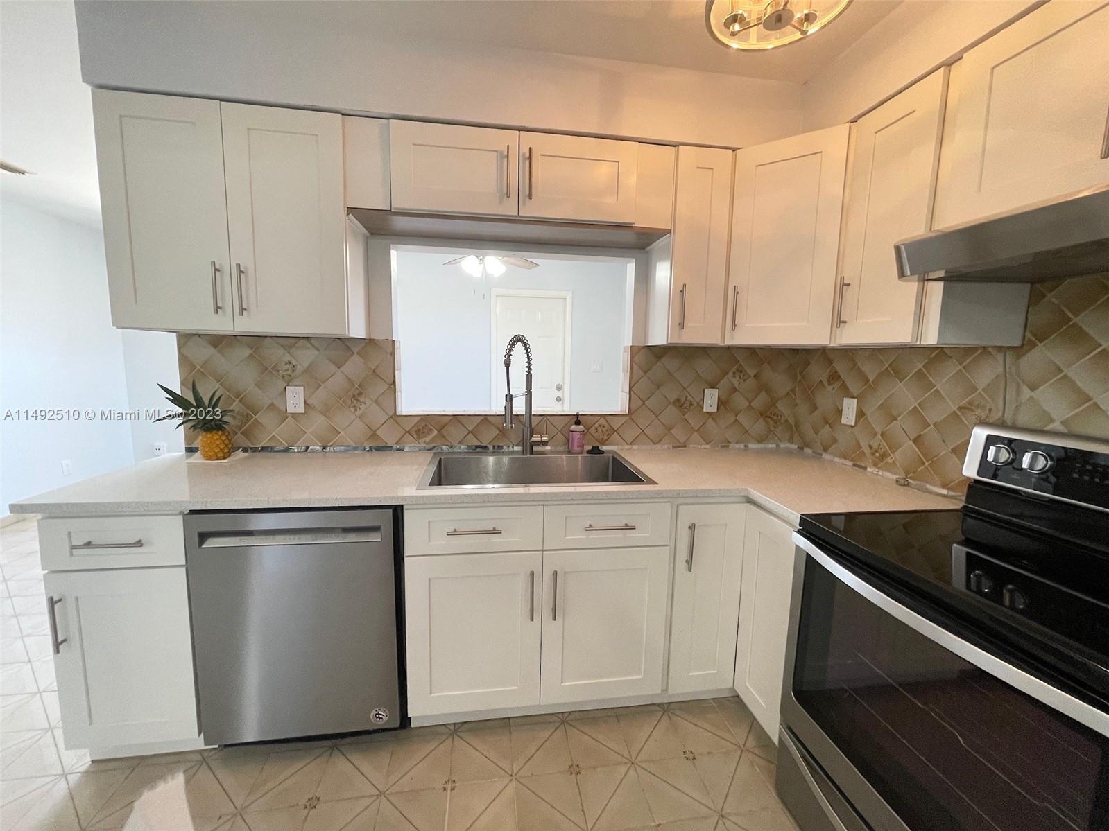 NORTH POMPANO BEACH SEC - Residential