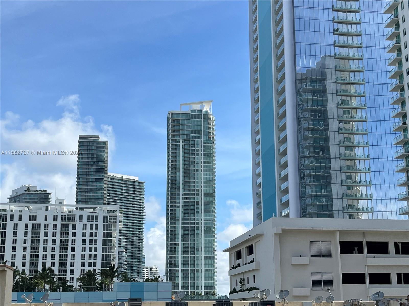 LA PIAZZA NAVONA CONDO - Residential Lease
