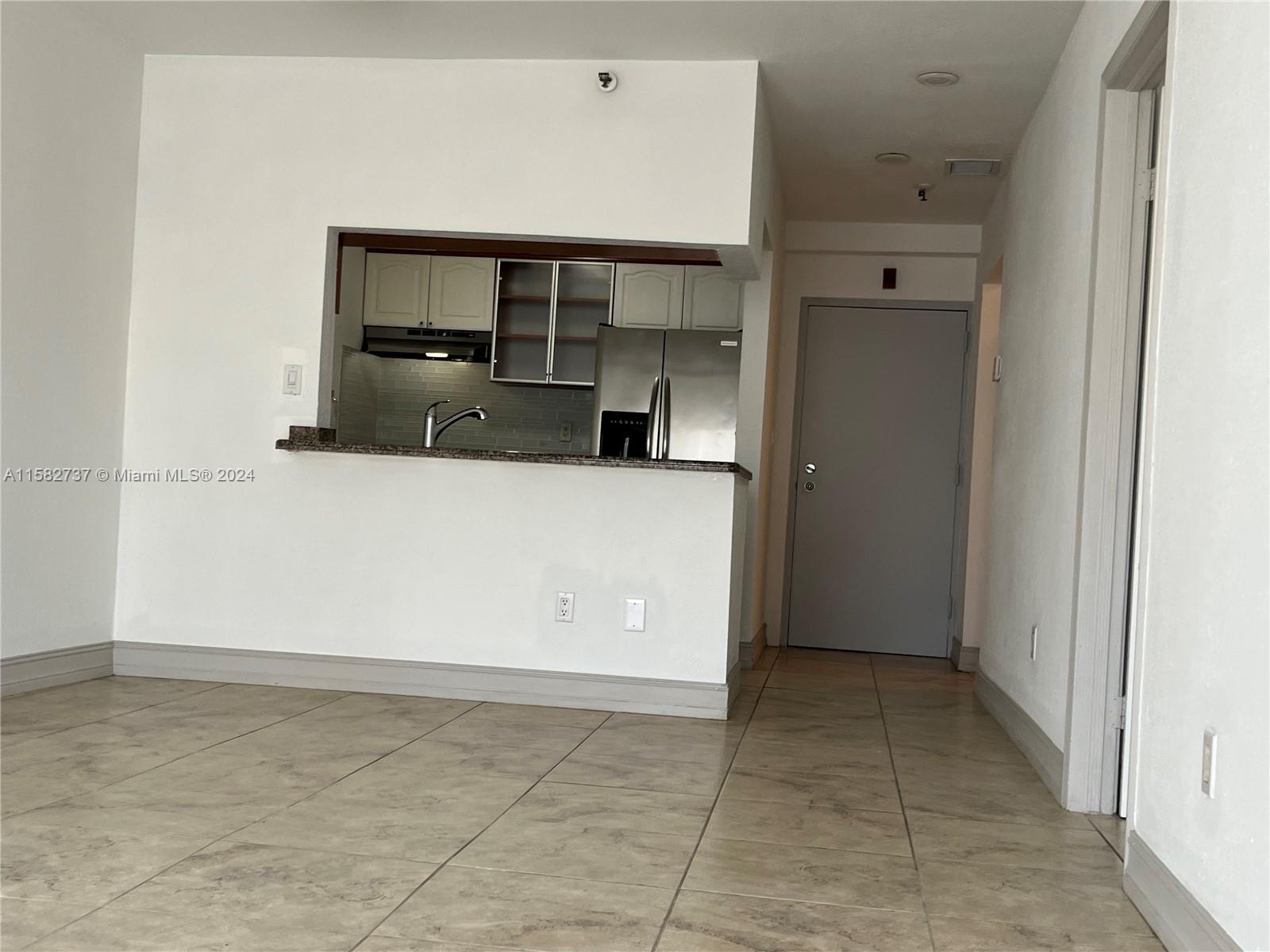 LA PIAZZA NAVONA CONDO - Residential Lease