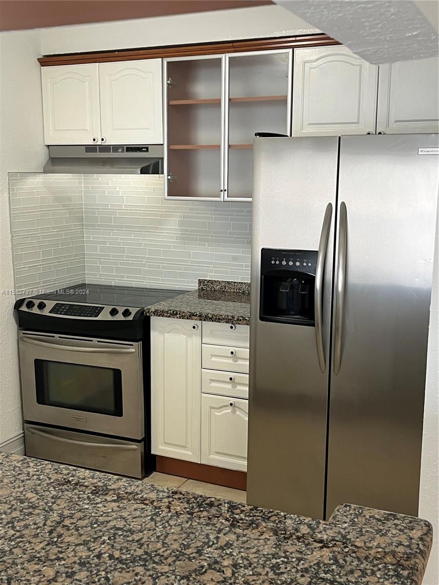 LA PIAZZA NAVONA CONDO - Residential Lease