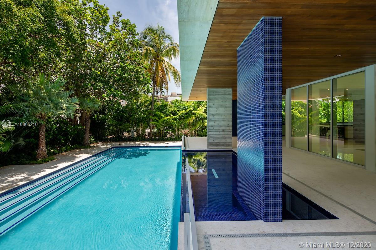 HOLIDAY COLONY - Residential