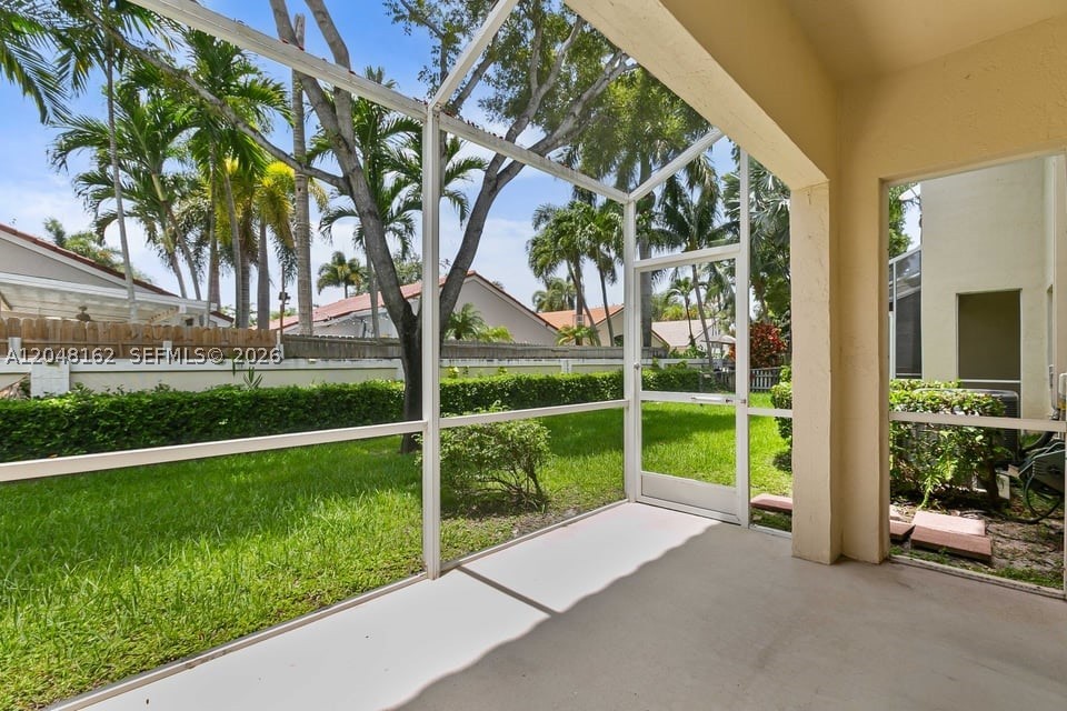 BANYAN OAKRIDGE COMMERICA - Residential