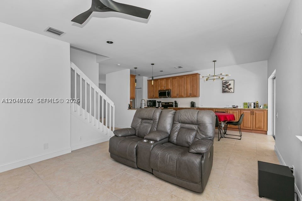 BANYAN OAKRIDGE COMMERICA - Residential