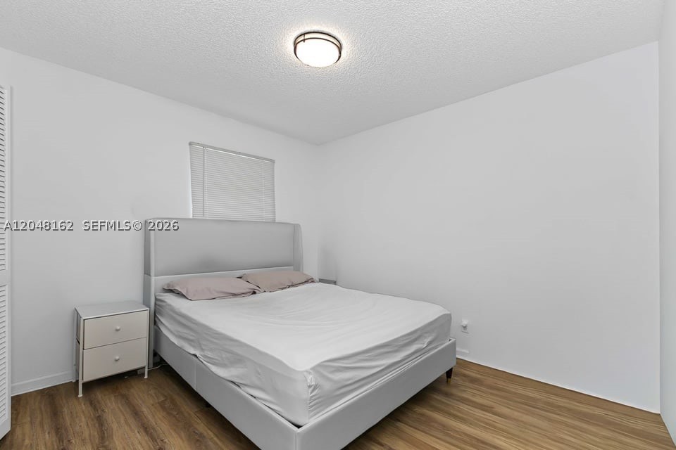 BANYAN OAKRIDGE COMMERICA - Residential