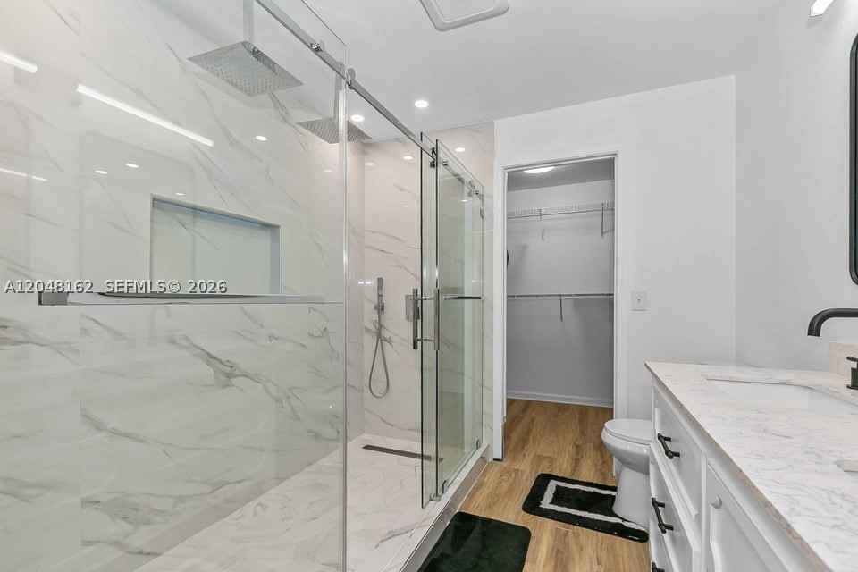 BANYAN OAKRIDGE COMMERICA - Residential