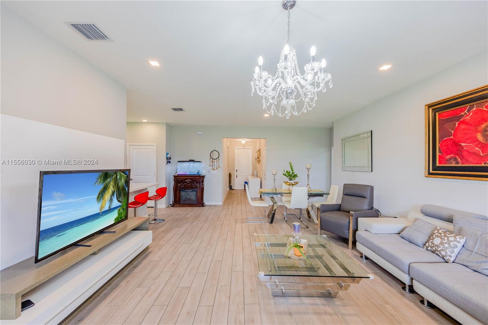 GARDEN HOMES - Residential