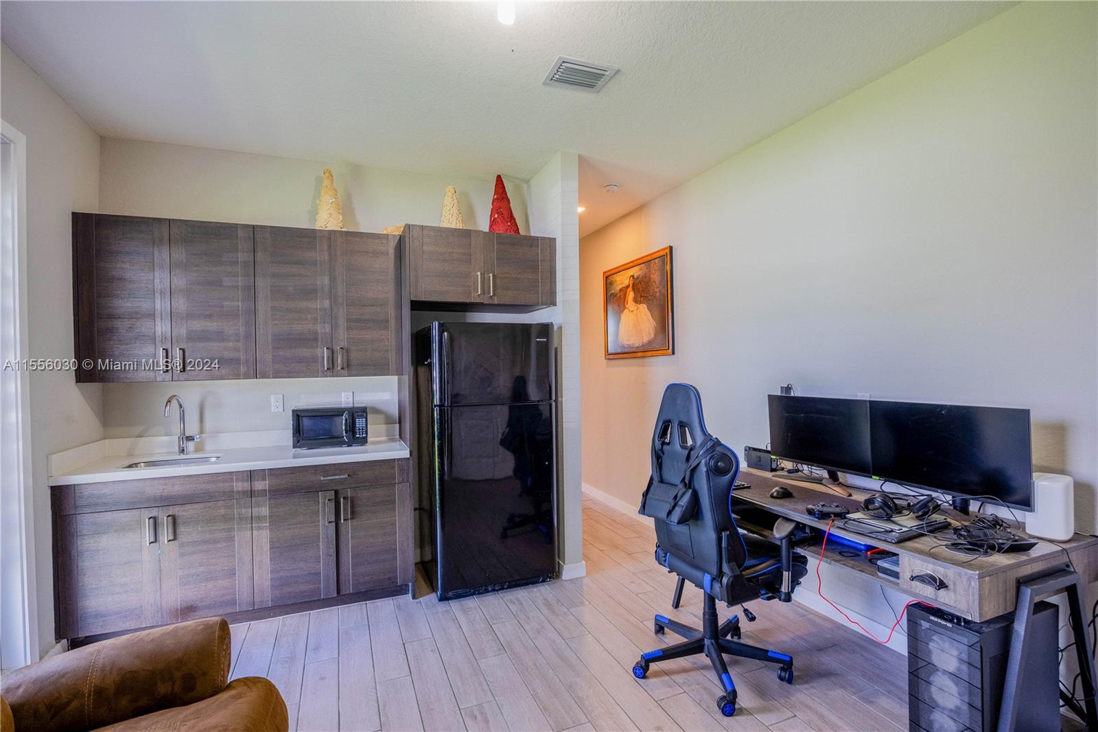 GARDEN HOMES - Residential