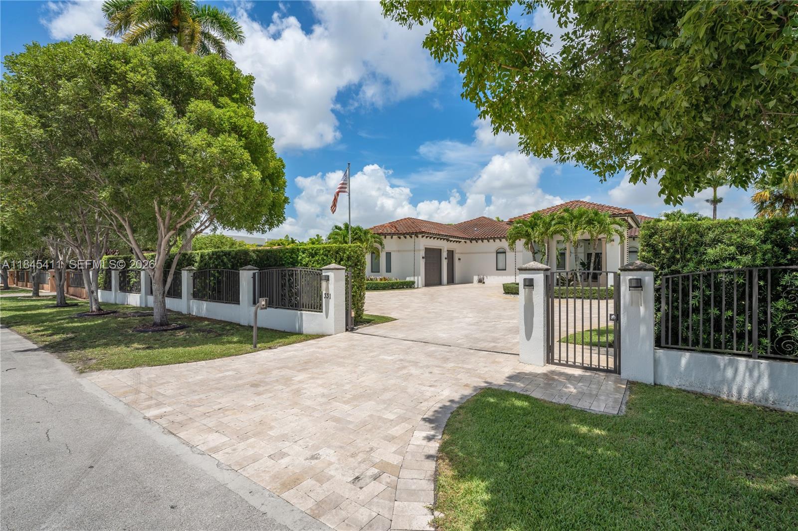 SWEETWATER ESTATES SUB - Residential