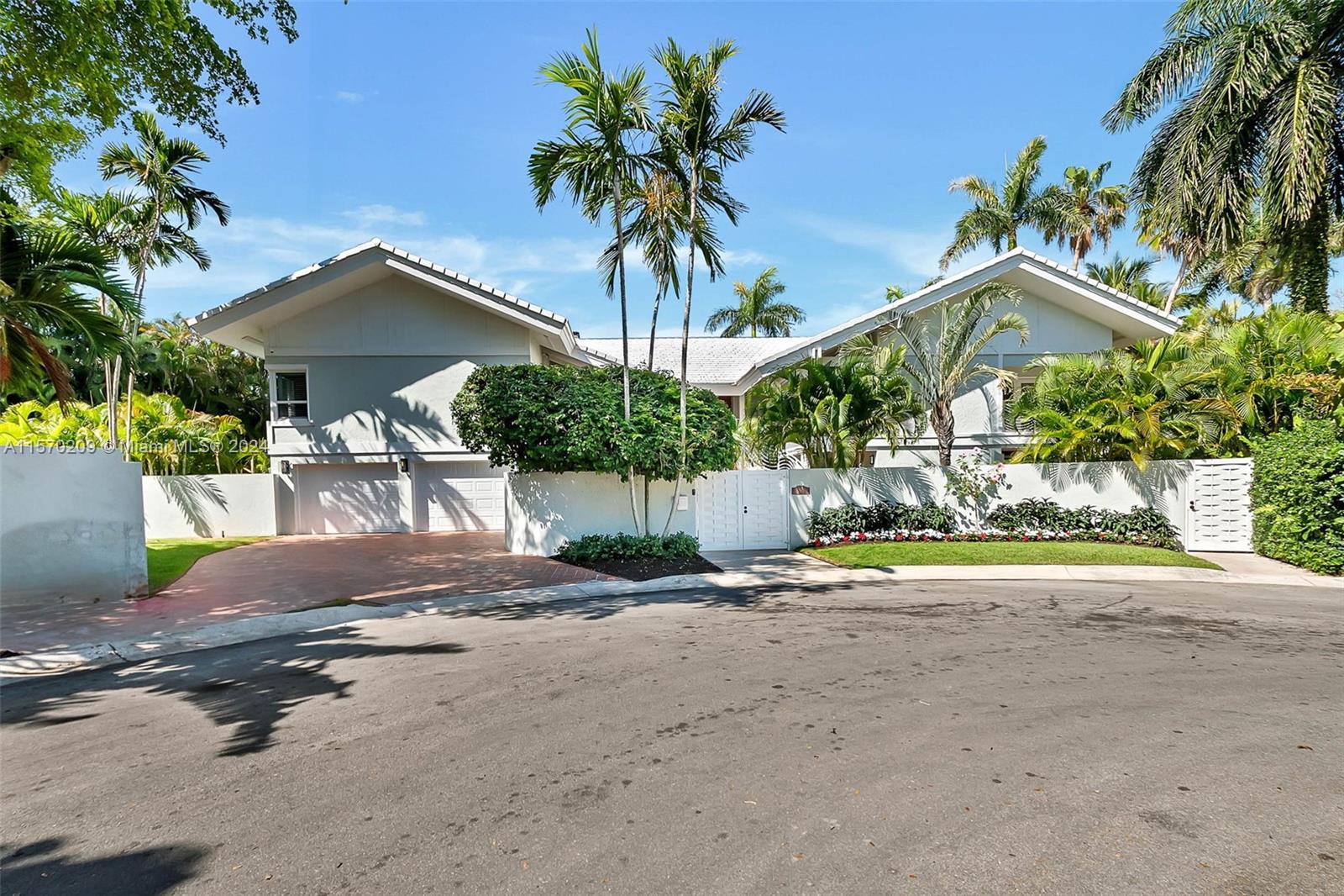 KLEBBA BAY ESTATES - Residential
