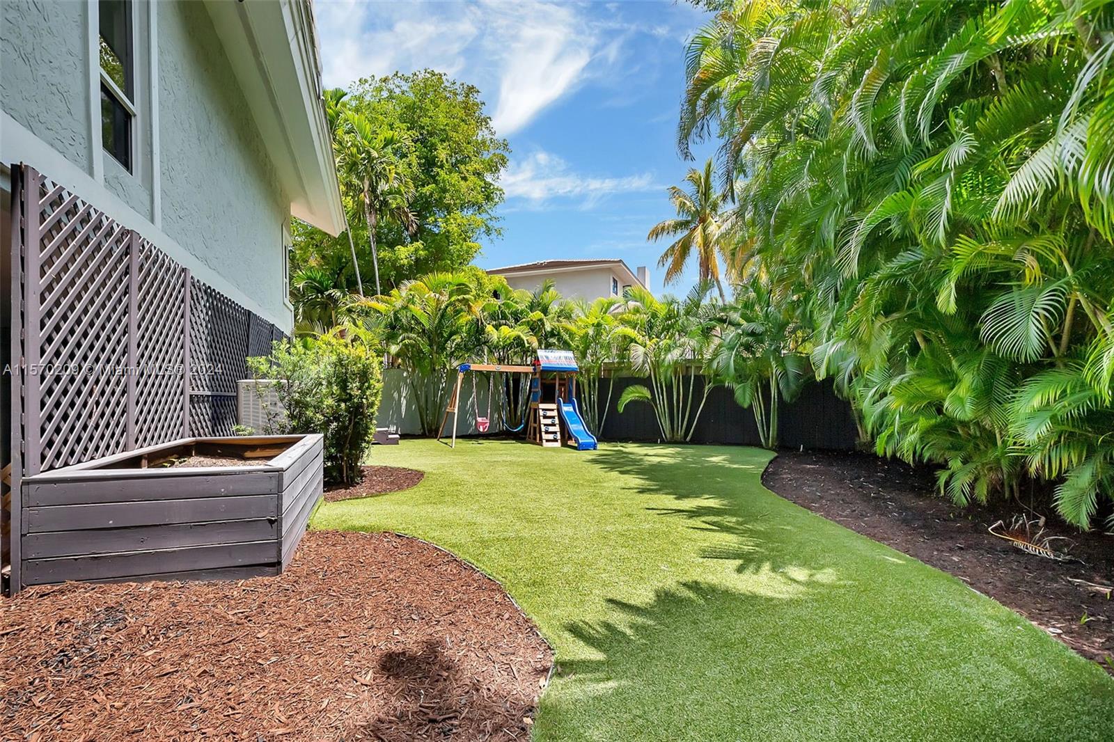 KLEBBA BAY ESTATES - Residential