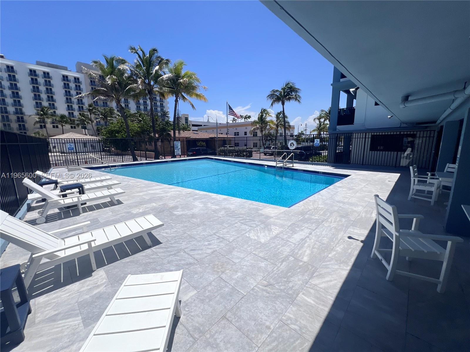 BEACH TERRACE RESORT COND - Residential