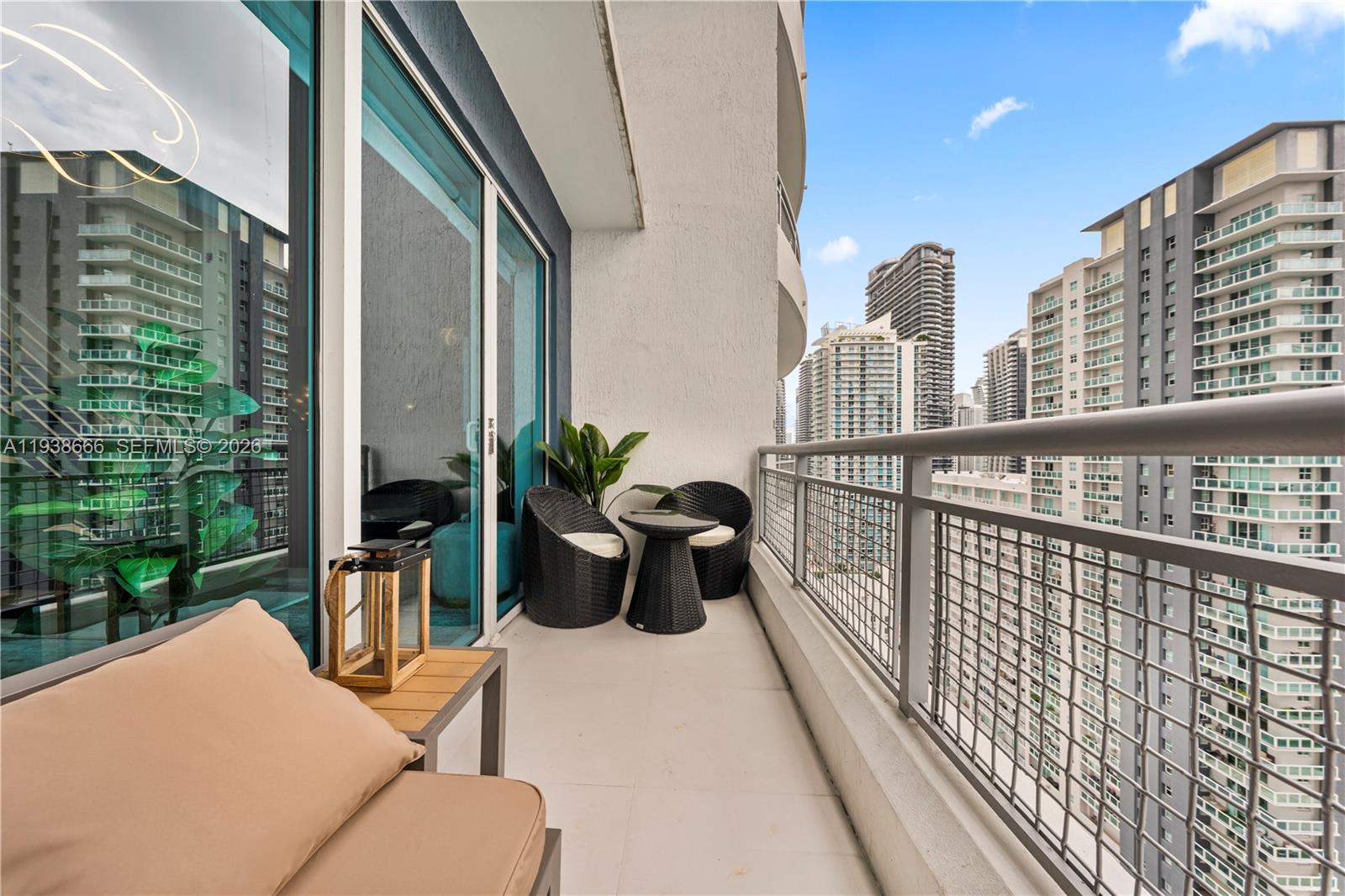 INFINITY AT BRICKELL COND - Residential