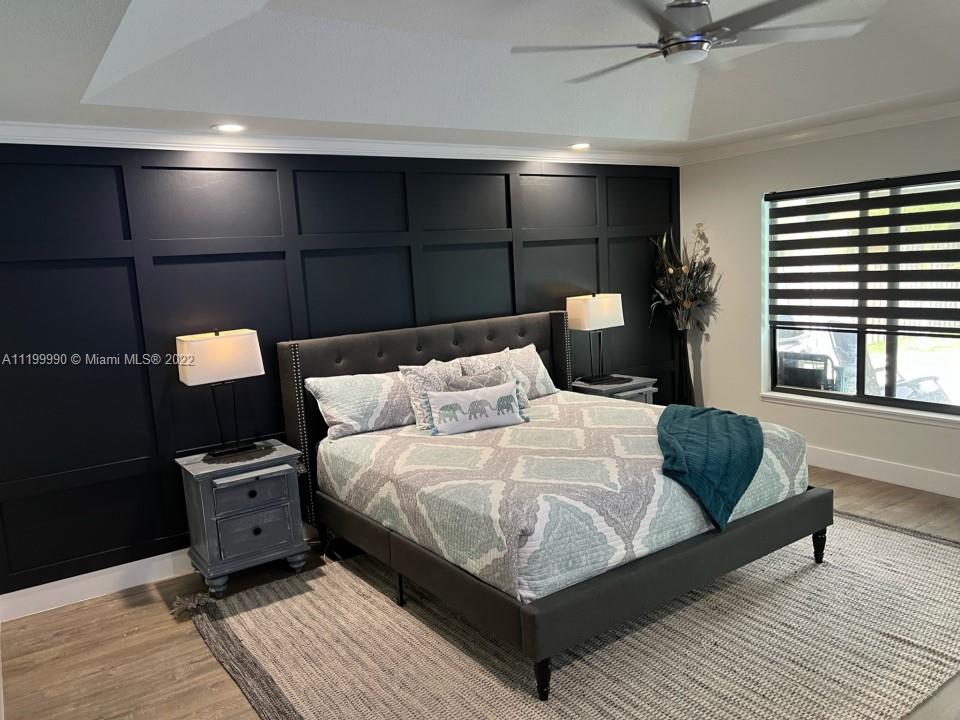 COUNTRY ISLES MANOR HOMES - Residential