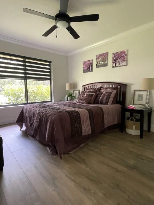 COUNTRY ISLES MANOR HOMES - Residential