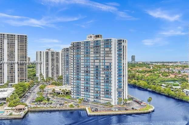 WATERVIEW CONDO - Residential
