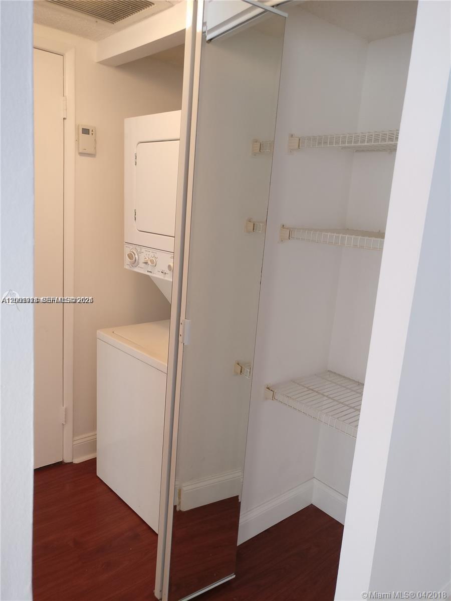 WATERVIEW CONDO - Residential