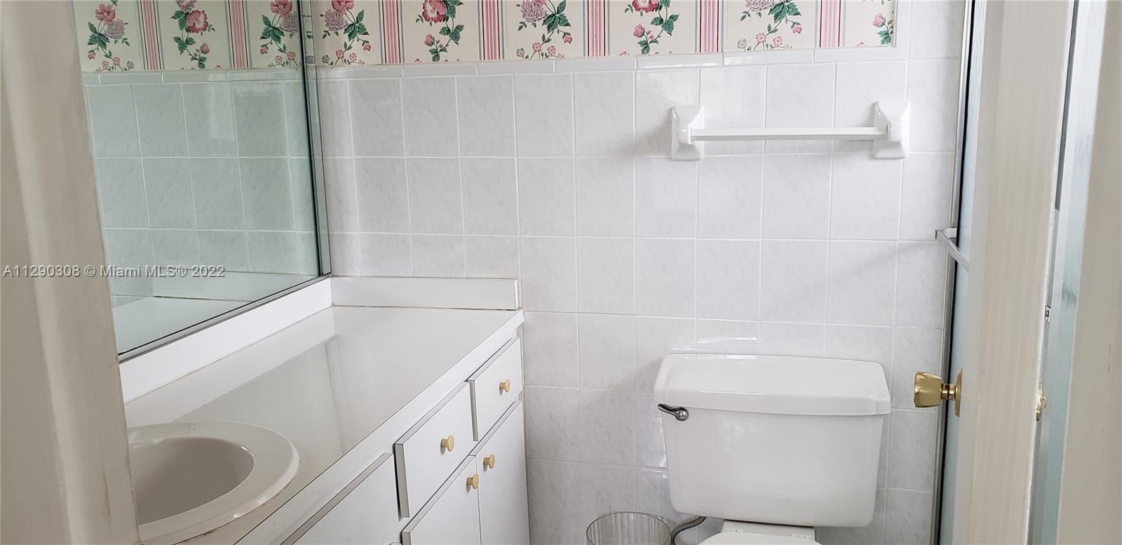 SEVENTEENTH GREEN CONDO - Residential Lease