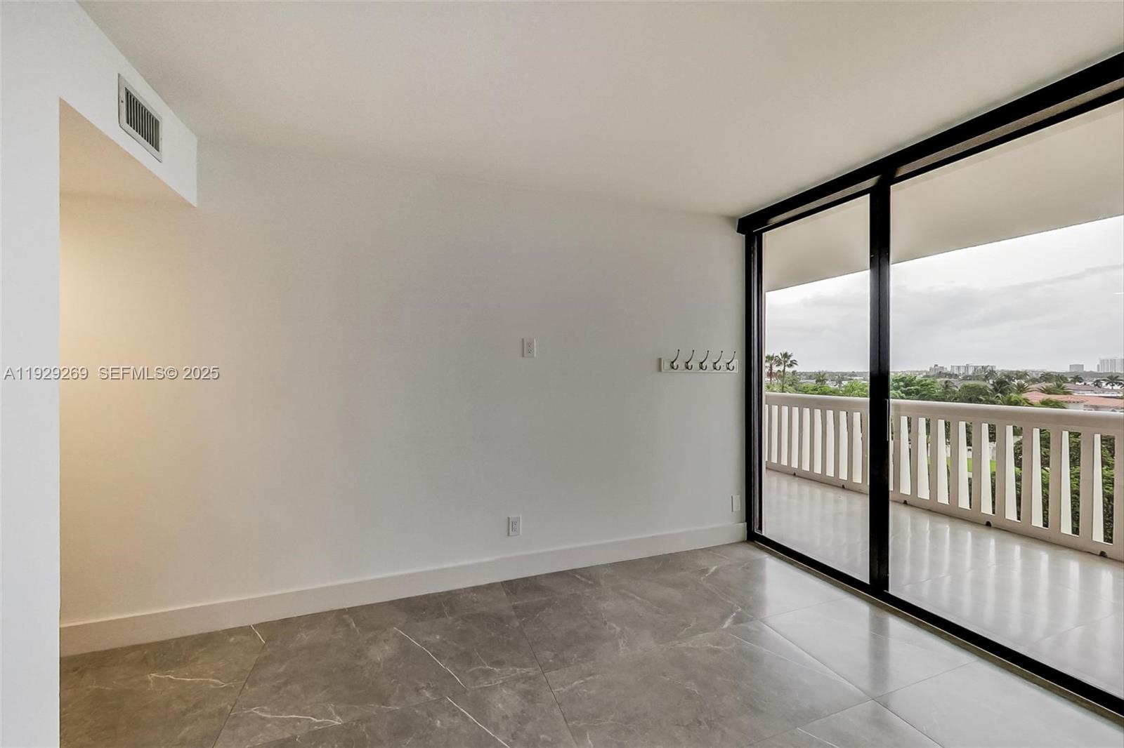 1000 ISL BLVD WILLIAMS IS - Residential Lease