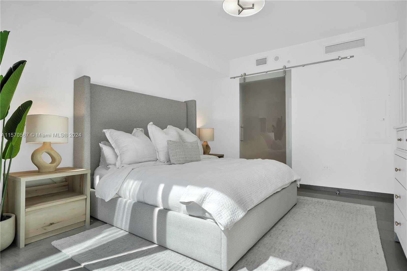 REACH CONDO - Residential Lease