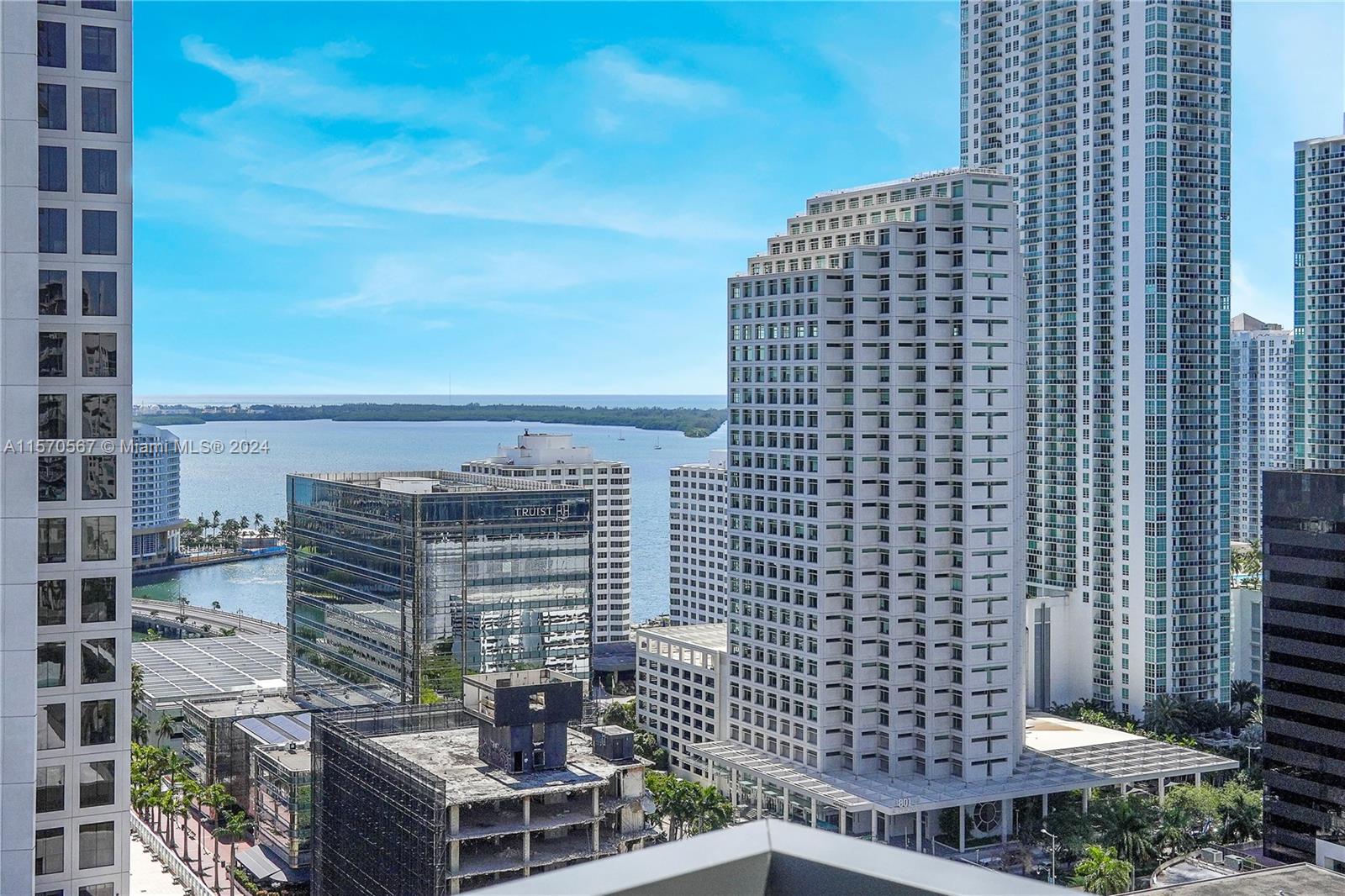 REACH CONDO - Residential Lease