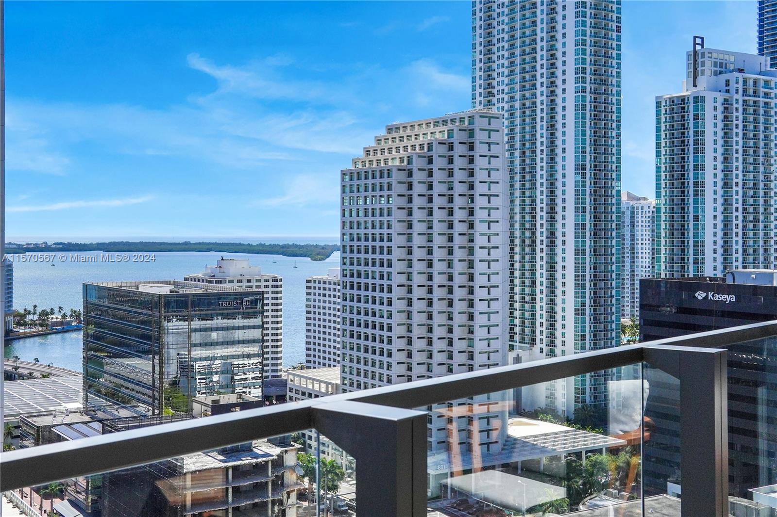 REACH CONDO - Residential Lease