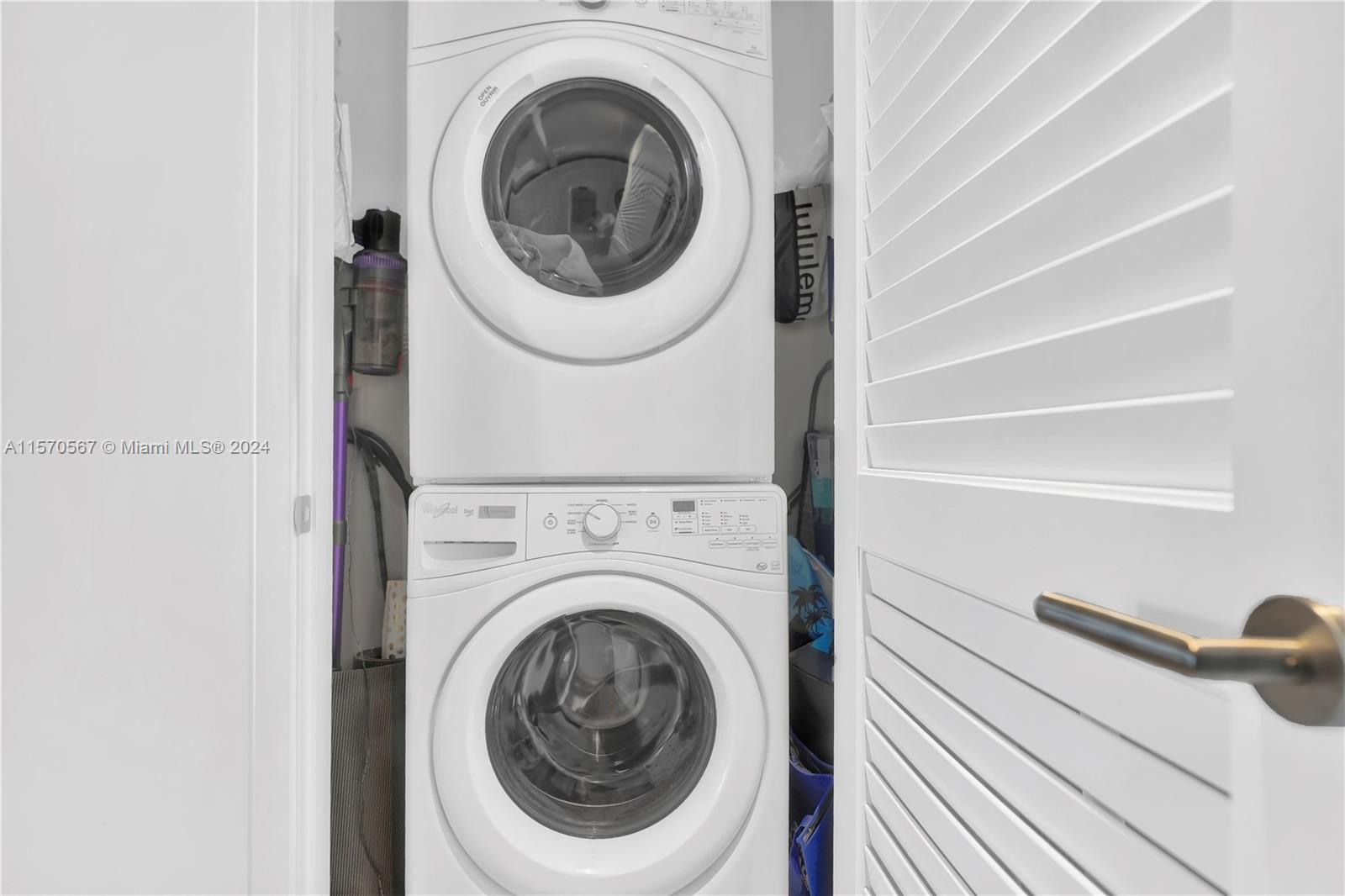REACH CONDO - Residential Lease