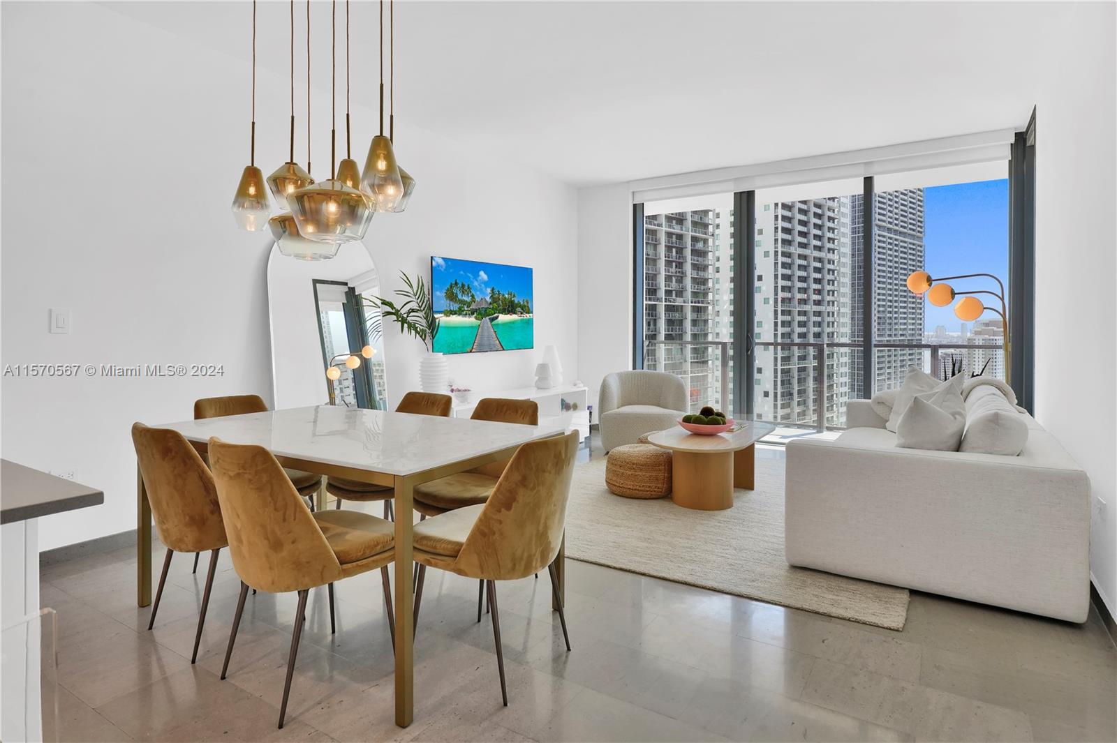 REACH CONDO - Residential Lease