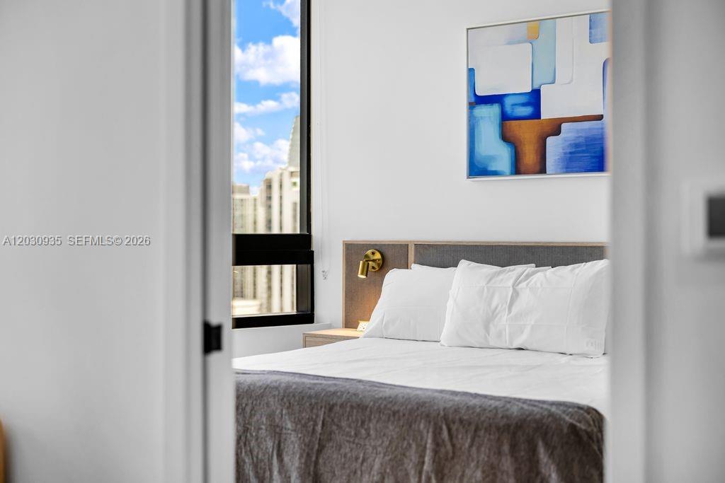 District 225 Miami - Residential