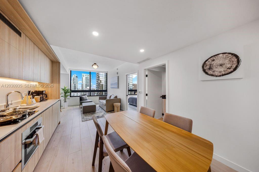 District 225 Miami - Residential