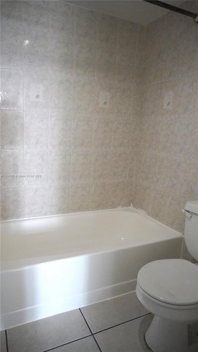 VERABELLA FALLS CONDO - Residential Lease