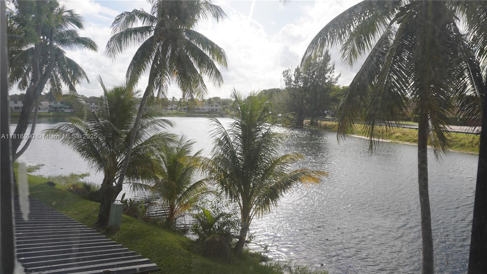 VERABELLA FALLS CONDO - Residential Lease
