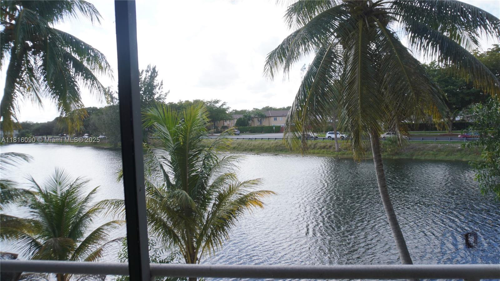 VERABELLA FALLS CONDO - Residential Lease