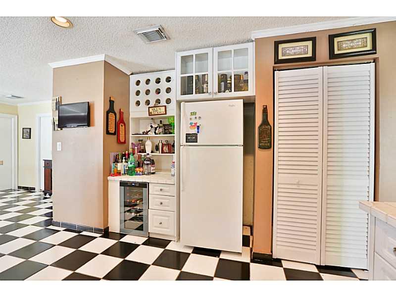 SOUTH SPRINGS HOMES - Residential