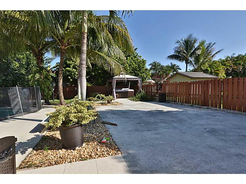 SOUTH SPRINGS HOMES - Residential