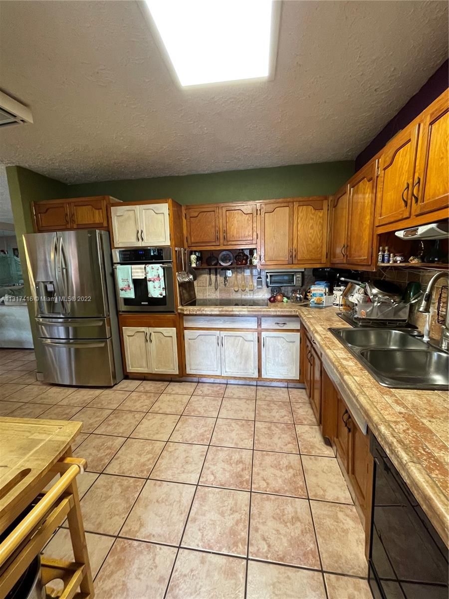 NEW SO MIAMI HEIGHTS SEC - Residential