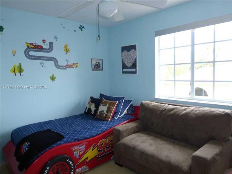 KARENERO FALLS - Residential Lease