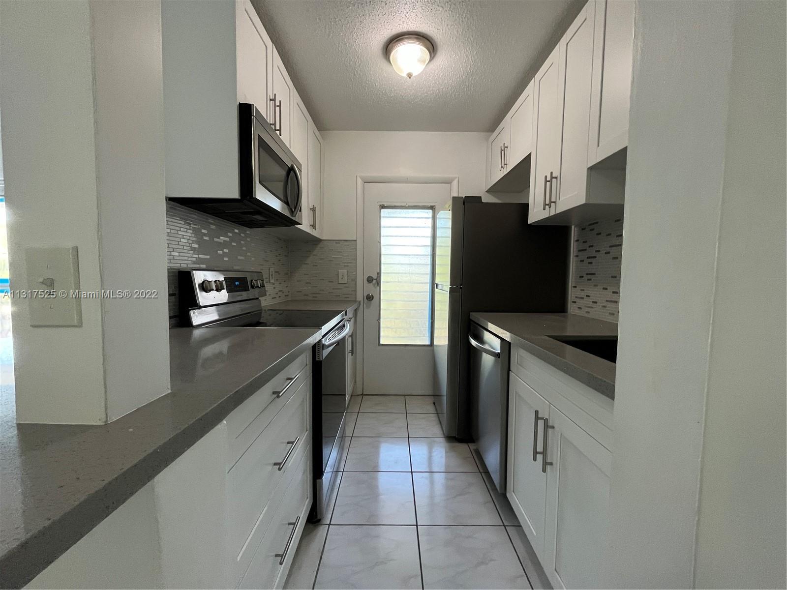 TOWN & COUNTRY APTS CONDO - Residential Lease