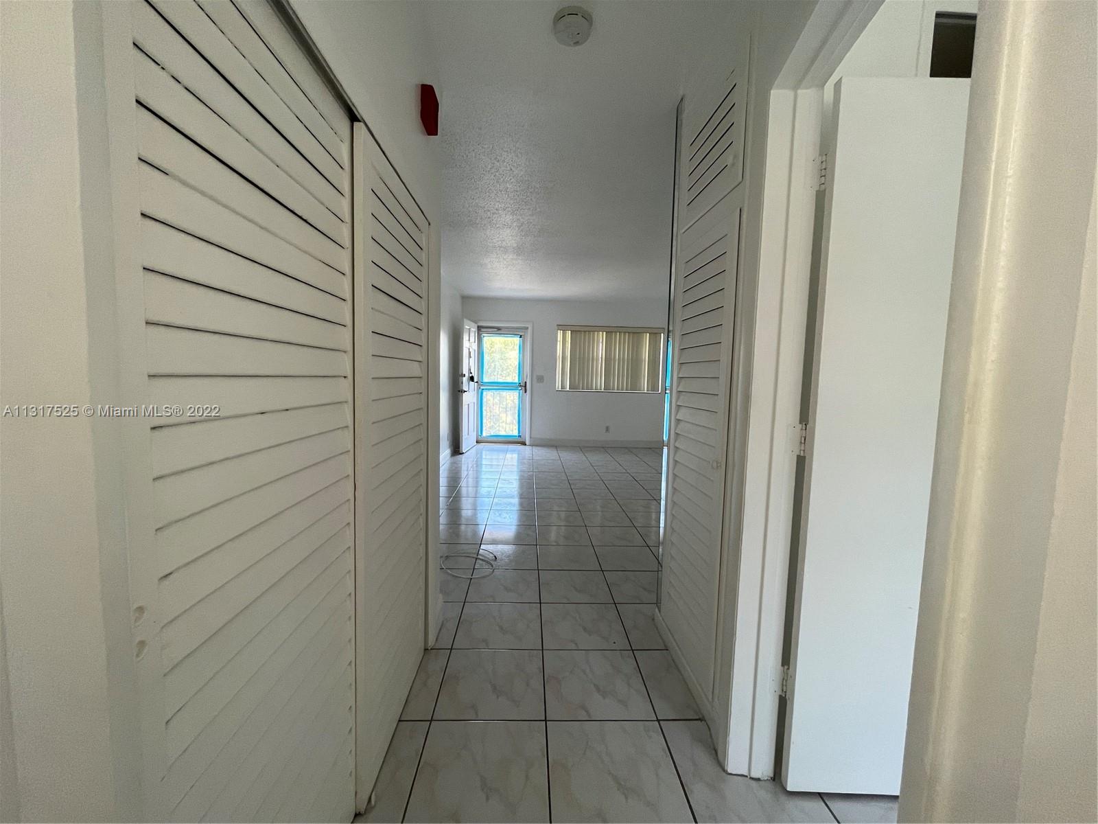 TOWN & COUNTRY APTS CONDO - Residential Lease