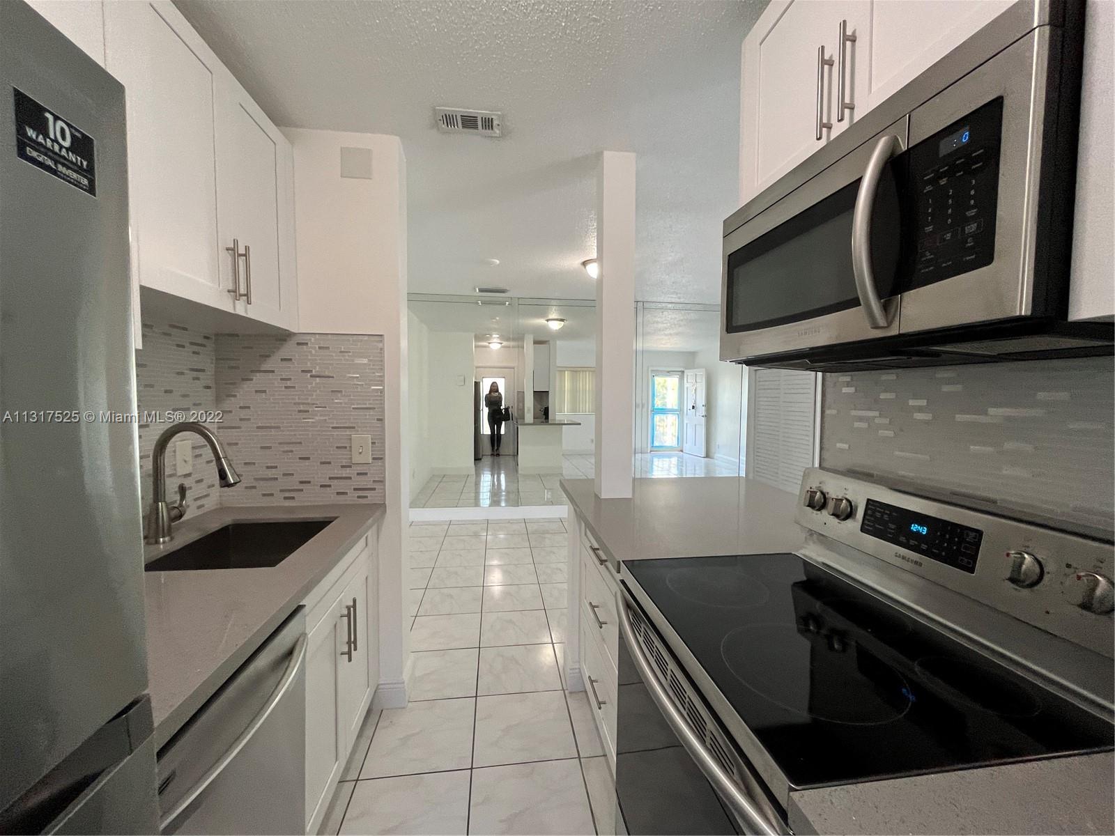 TOWN & COUNTRY APTS CONDO - Residential Lease