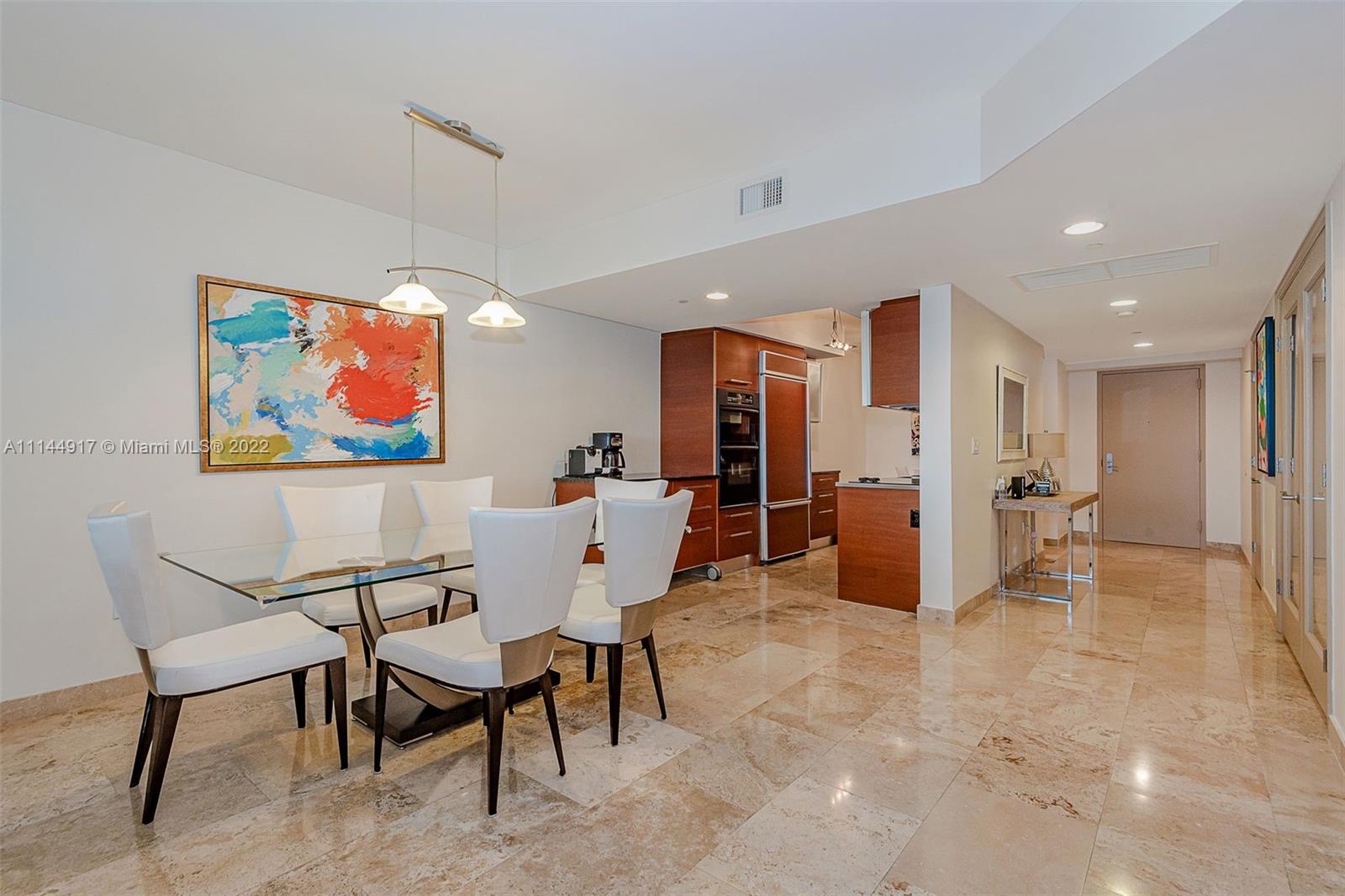 BEACH CLUB CONDO - Residential