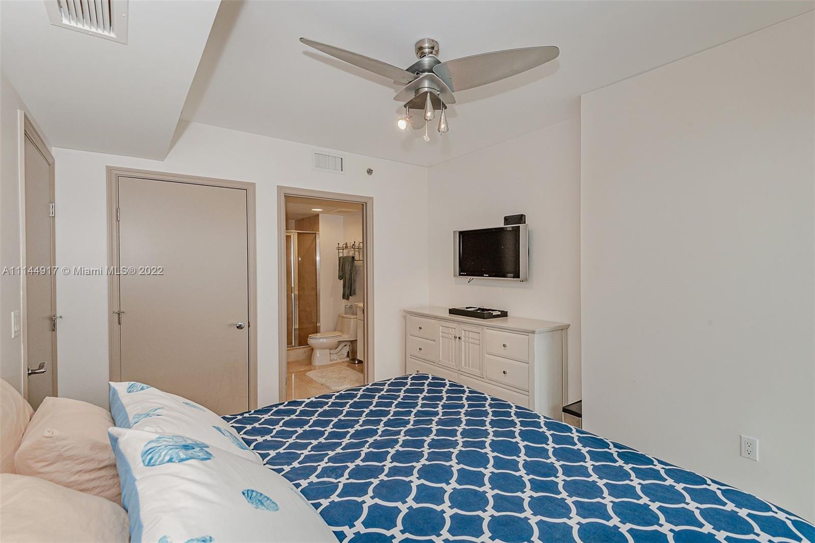 BEACH CLUB CONDO - Residential