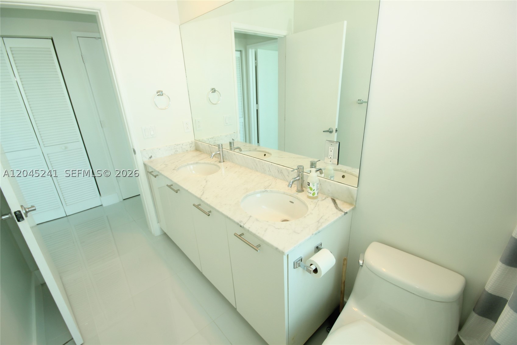 THE PLAZA 851 BRICKELL CON - Residential Lease