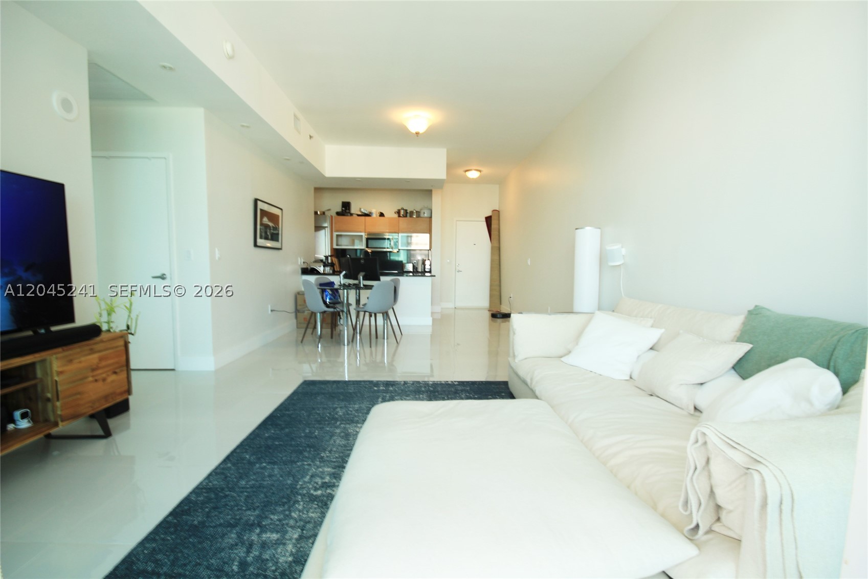 THE PLAZA 851 BRICKELL CON - Residential Lease