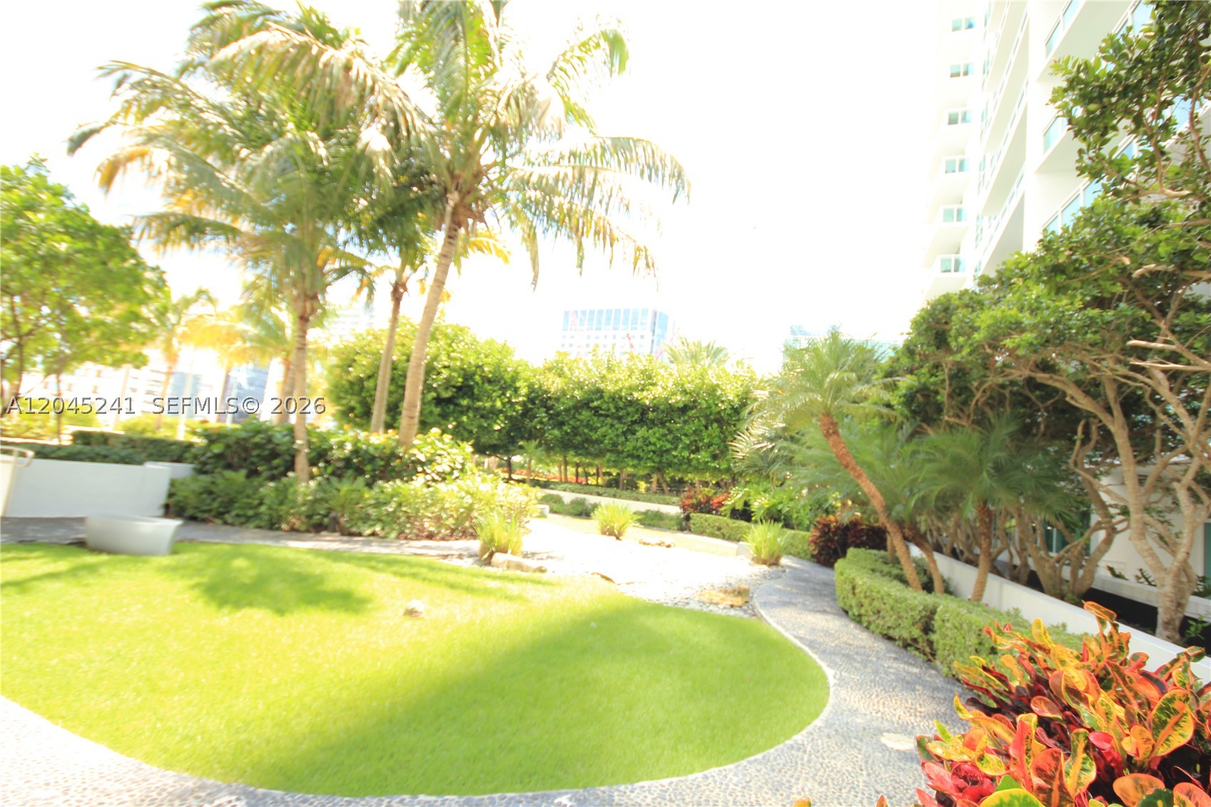 THE PLAZA 851 BRICKELL CON - Residential Lease