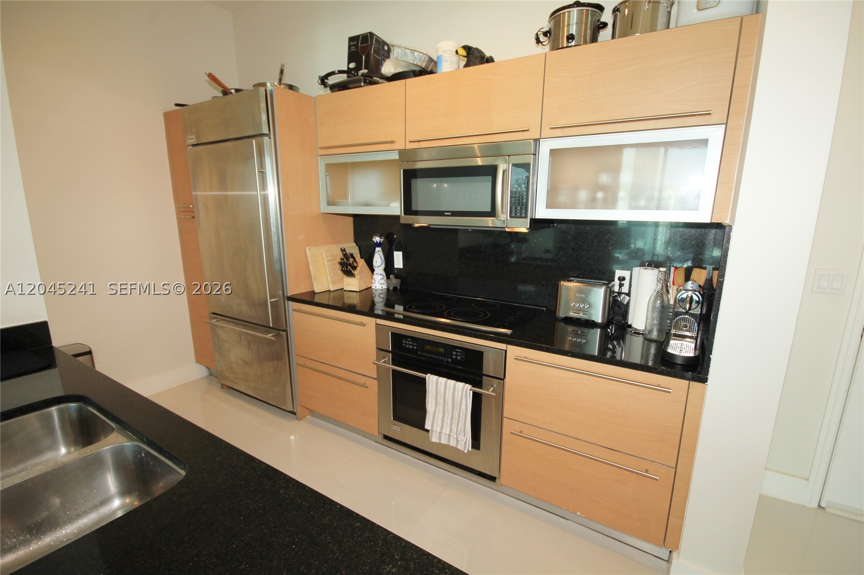 THE PLAZA 851 BRICKELL CON - Residential Lease