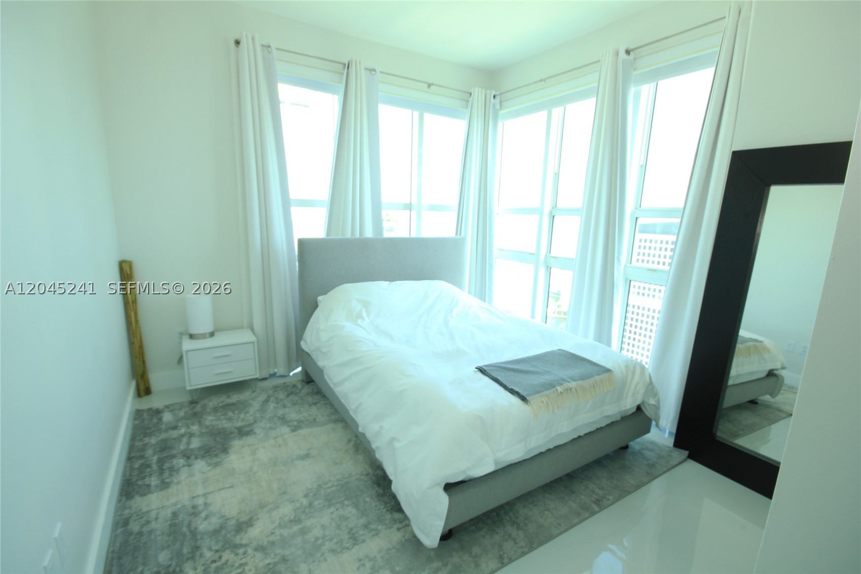 THE PLAZA 851 BRICKELL CON - Residential Lease